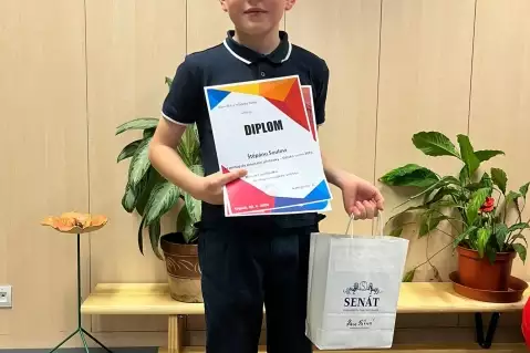 RECITAČNÍ ÚSPĚCH A POSTUP MEZI NEJLEPŠÍ