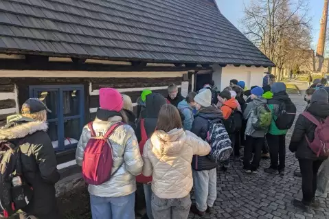 OD VÁNOC A BANĚK ROVNOU ZA ČERTY