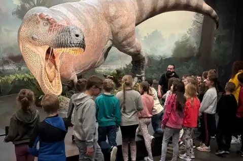 VÝLET DO DINOSAURIE V PRAZE - DOBRODRUŽSTVÍ 3.A A 3.B