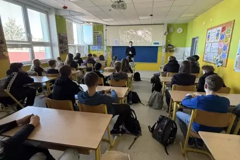 ŽÁCI SE UČILI FINANČNÍ GRAMOTNOSTI