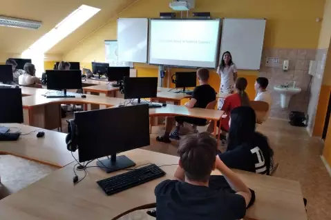 STUDENTKA Z KANADY OBOHATILA VÝUKU AJ