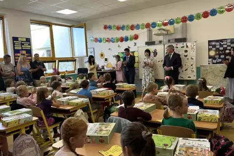 PRVŇÁČCI ZAHÁJILI NOVÝ ŠKOLNÍ ROK